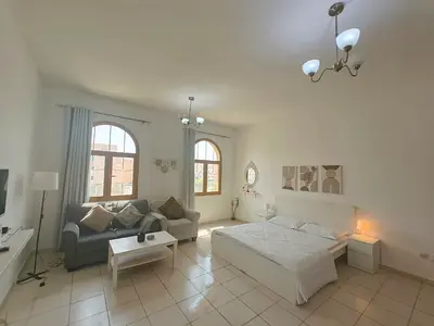 BRAND NEW II FULLY FURNISHED STUDIO II VACANT