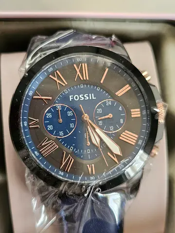 Fossil men's chronograph watch - navy dial, rose gold accents new with box