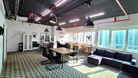 Spacious Office | Vacant | Lake & SZR Views