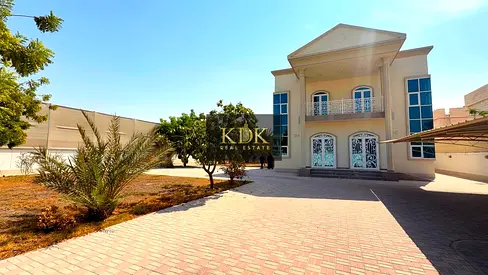 5BR Villa with Maid's & Driver Room| Private Garden | 2 Cheques Only|