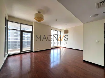 VACANT | MARINA SKYLINE VIEW | BEST BUILDING