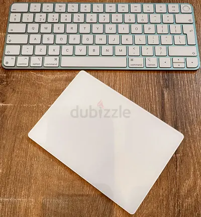 Apple Magic 3 Keyboard with Touch ID & Trackpad Multi-Touch Surface (Limited Edition Green)