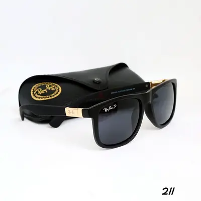 Ray-Ban Polarized Wayfarer Sunglasses with Case - Black & Gold