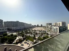 Spacious 3 bedrooms / Corner view / Panoramic windows