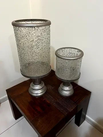 Candle holder