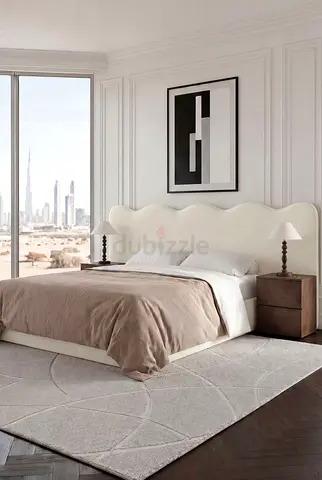 Curved top wide headboard king size bed