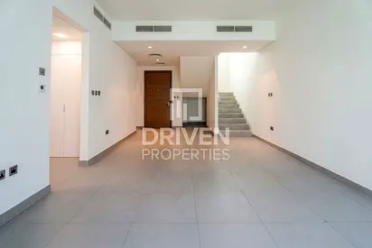 Spacious and Prime Location | Ready to Move In