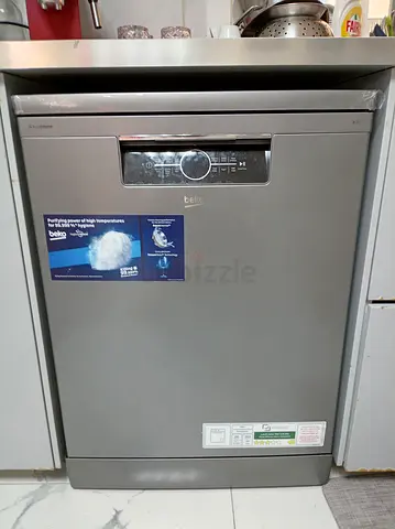 Beko freestanding dishwasher - good working condition