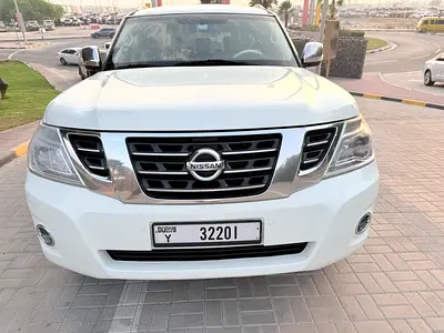 2013 Nissan Patrol LE Platinum GCC Specs BIG ENGINE