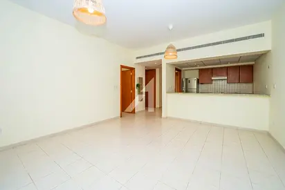 Spacious | Vacant | Prime Location