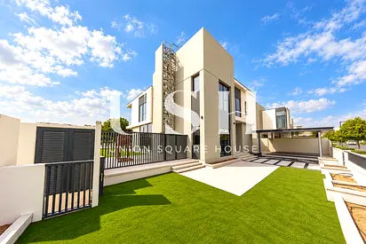 Corner Villa/ vastu / Park Facing / Biggest Plot