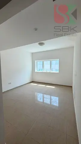 Spacious 1 Bedrood Available in Al Reem Residence, Al khan