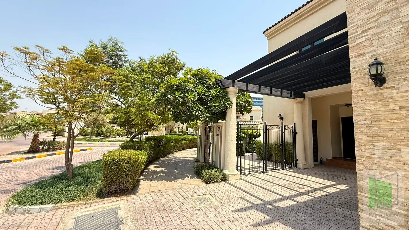 Luxurious 5 Bedroom Villa | Prime Location | Vacant