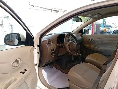 2014 Nissan SUNNY thumbnail 12