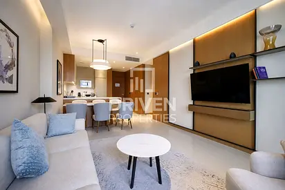 High Floor and Vacant Unit | Area Expert