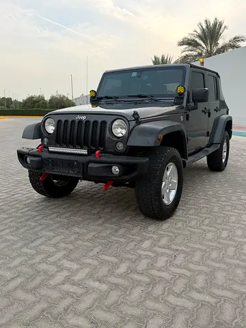 Jeep Wrangler Unlimited Sport GCC Orjinal paint Excellent Condition