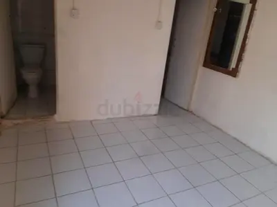Studio room for rent