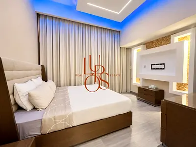 Infinity Pool | Furnished Downtown Living