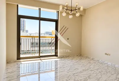 NEXT TO METRO | ACCESSIBLE | COMMUNITY VIEW