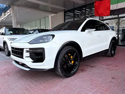 Matt white Porsche Cayenne Coupe 2025 GCC Specs