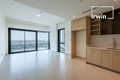 Spacious Bright 2BR | Brand New | Boulevard view
