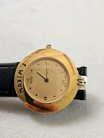 Gold-tone Maxim Paris men wristwatch with leather strap