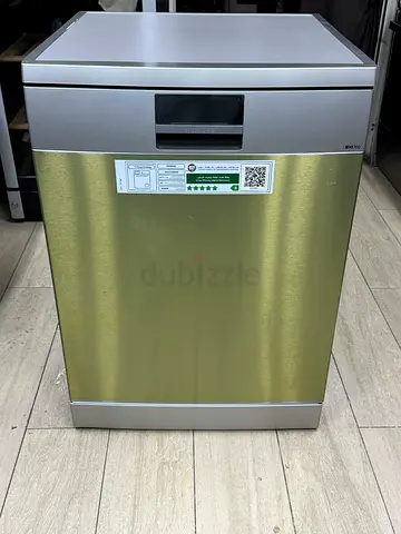 Seimens IQ700 Dishwasher 3 racks latest model with WiFi Assist
