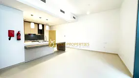 SEMI FURNISHED | SPACIOUS LAYOUT |READY TO MOVE IN