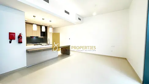 SEMI FURNISHED | SPACIOUS LAYOUT |READY TO MOVE IN