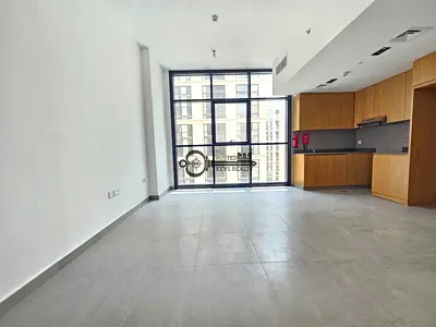 Gym Pool Parking Free 1,Bhk Flat Available 1,Bathroom Nice Family Building And Rent 40k