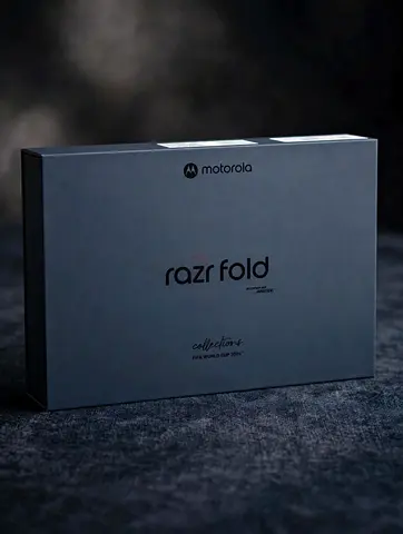 Motorola Razr Fold 16/512gb TDRA World Cup Sealed Box