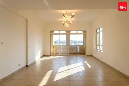 Comfortable Living | Closed Kitchen | Maid's Room