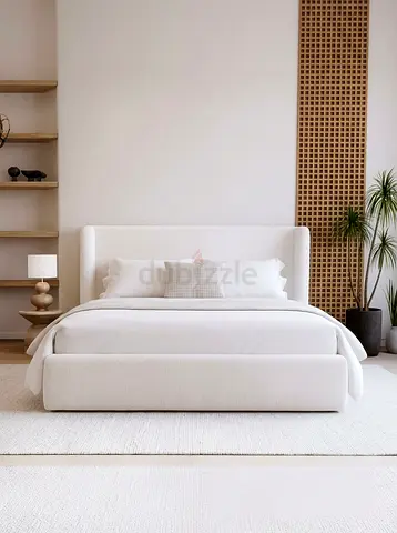 Modern Design Luxury King Size Fabric Bed with Spring Mattress