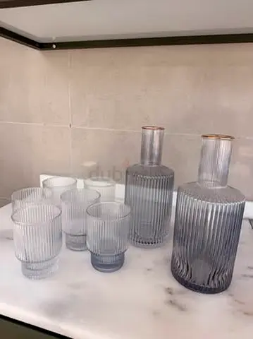 Glasses with 2 pitcher
