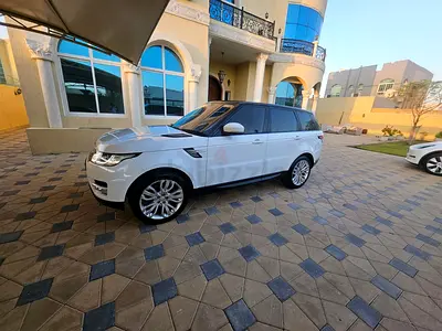 2015 Land Rover Range Rover Sport HSE – GCC Specs |