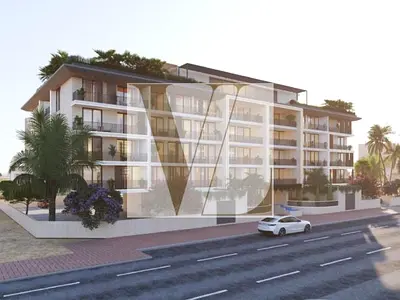 Luxurious Unit ! Spacious Layout ! Premium Finishes
