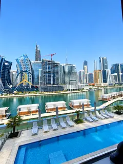 Burj Khalifa View | Full Canal View | Spacious