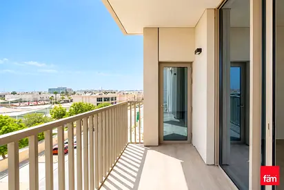 Strategic Location| Community Experience| Spacious