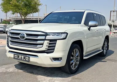LANDCRUISER VXR 2022 V6 4.0L GCC SERVICECONTRAT 80KM+WARRANTY FUTTAIM -FULL OPTION -ORGINAL PAINT