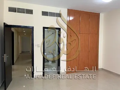 لإيجار السنوي في عجمان – أبراج النعيمية شقة 3 غرف وصالة بمساحة استثنائية 2,700 قدم مربع | غرفة خادمة