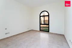 Single Row | Well Maintained | Vacant