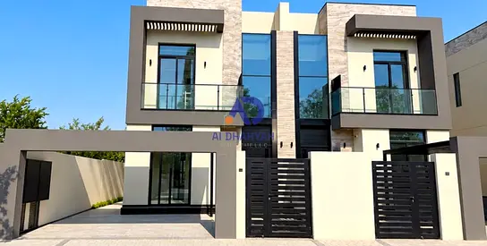 Distress Deal | Stylish Design |Corner Semi-Detached Villa | 4 Bedrooms | Large Plot | Free Service