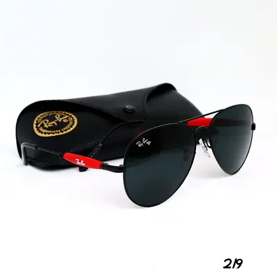 Ray-Ban Aviator Sunglasses with Case - Black Frame, Dark Lenses