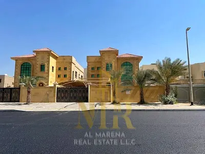 Villa for sale in Al Rawda 2 – Ajman | 5 master bedrooms | 2 living areas | Majlis | Large courtyard | Next to the mosque | Includes electricity, wate