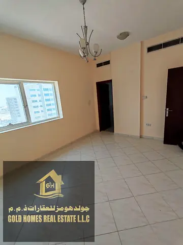 بناية سكنية استثمارية بموقع حيوي على شارع داخلي وقريبة من شارع رئيسي عائد إيجاري مميز