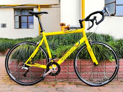 Giant Yellow Road Bike - Lightweight Alloy Frame, 21-Speed