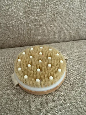 Natural dry body brush with massage nodules