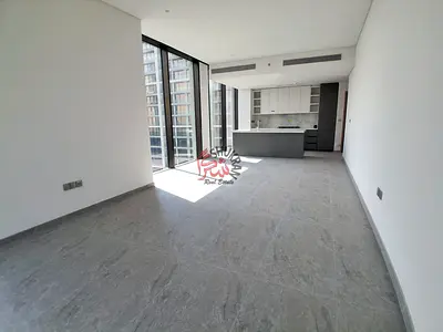 2 Bedroom Apartment | Peninsula Four The Plaza | Fully canal view