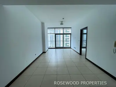LAKE VIEWS | CLOSE TO METRO | WELL MAINTAINED