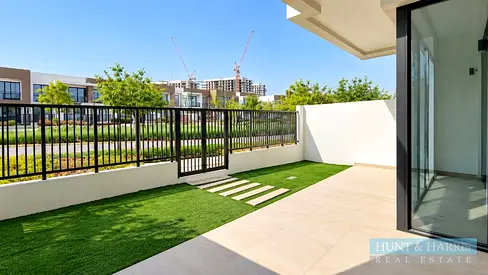 3 Bedroom Townhouse for Rent - Mina Al Arab, RAK